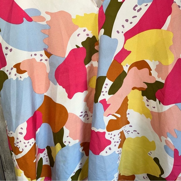 Jodifl Help You Out Fuchsia Pink Abstract Blouse - Picture 4 of 6